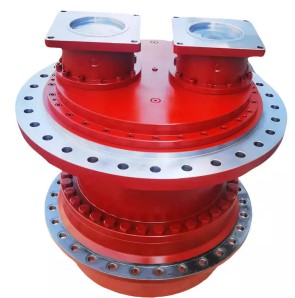 dual-motor driven travle reducer.jpg